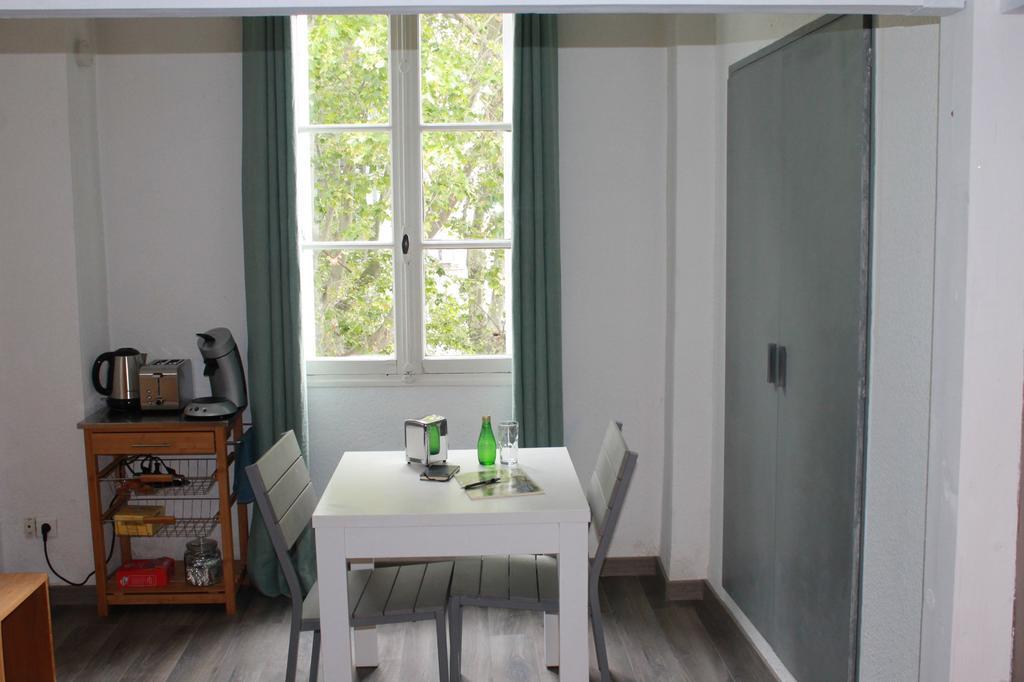 Studio Des Halles Daire Avinyon Dış mekan fotoğraf